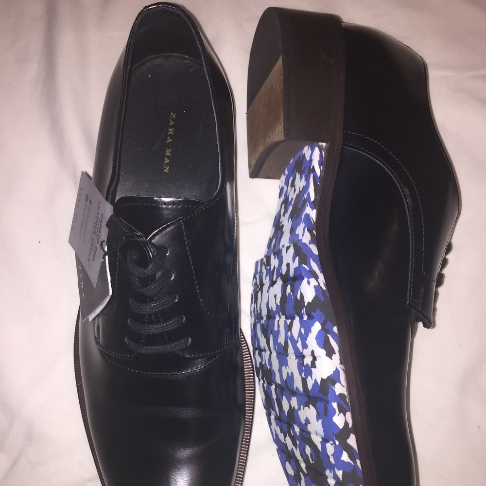 ‼️BUY NOW✨Black Leather Oxfords w/ Blue Camo Soles